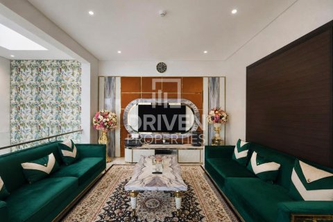 Villa en Sobha Hartland, Mohammed Bin Rashid City, Dubai, 4 dormitorios, 559.09 m², № 125185 - foto 17