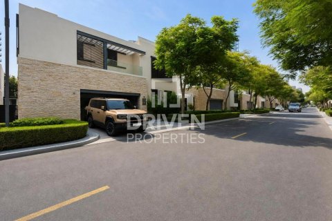 Villa en Sobha Hartland, Mohammed Bin Rashid City, Dubai, 4 dormitorios, 559.09 m², № 125185 - foto 30