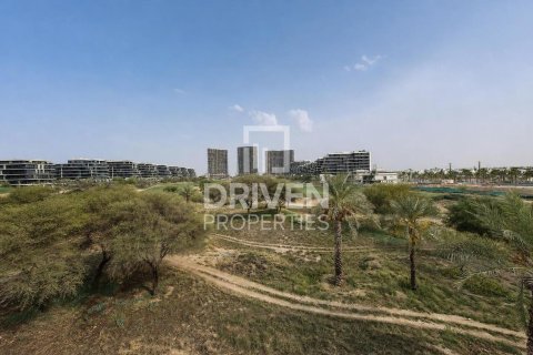 Villa en DAMAC Hills (Akoya by DAMAC), Dubai, 7 dormitorios, 787.35 m², № 125184