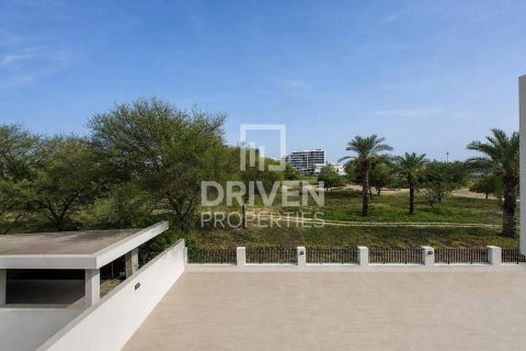 Villa en DAMAC Hills (Akoya by DAMAC), Dubai, 7 dormitorios, 787.35 m², № 125184 - foto 28