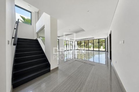 Villa en DAMAC Hills (Akoya by DAMAC), Dubai, 7 dormitorios, 787.35 m², № 125184 - foto 3