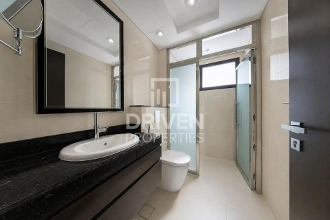Villa en DAMAC Hills (Akoya by DAMAC), Dubai, 7 dormitorios, 787.35 m², № 125184 - foto 18