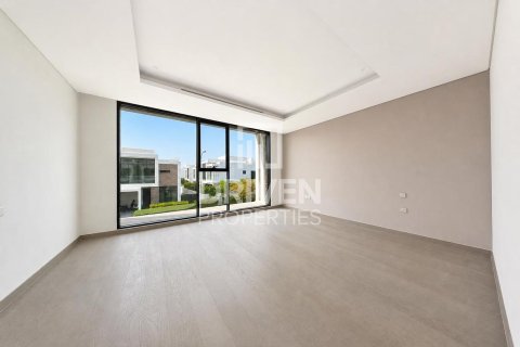 Villa en DAMAC Hills (Akoya by DAMAC), Dubai, 7 dormitorios, 787.35 m², № 125184 - foto 17
