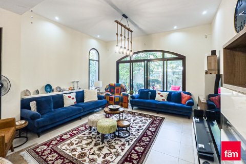 Купить таунхаус в Дубае: 4 спальни, 380.7м², № 118811 - фото 15