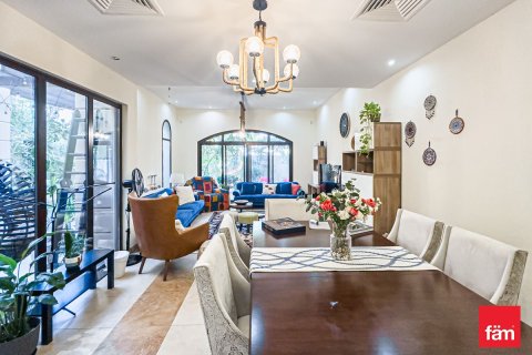 Купить таунхаус в Дубае: 4 спальни, 380.7м², № 118811 - фото 22
