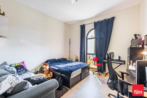 Купить таунхаус в Дубае: 4 спальни, 380.7м², № 118811 - фото 17