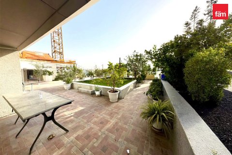 Apartment in Al Furjan, Dubai 2 bedrooms, 275 sq.m. № 118812 - photo 12
