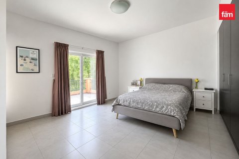 Villa à Dubai, 5 chambres, 561.1 m², № 118816 - photo 4