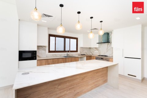 Villa à Al Furjan, Dubai, 5 chambres, 614.3 m², № 91680 - photo 8