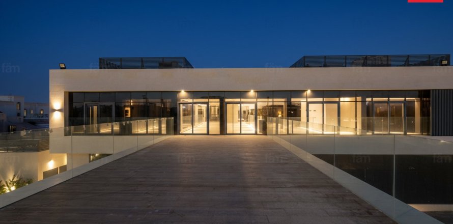 Villa à Al Barsha, Dubai, 5 chambres, 1219.3 m², № 91682