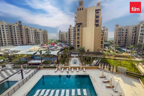 Apartment in Umm Suqeim, Dubai 3 bedrooms, 172.1 sq.m. № 91685