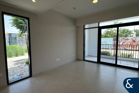 Купить виллу в Arabian Ranches 3, Дубай: 3 спальни, 208м², № 91191 - фото 11