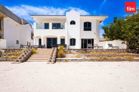 Villa in Palm Jumeirah, Dubai 4 bedrooms, 621.4 sq.m. № 114124 - photo 21