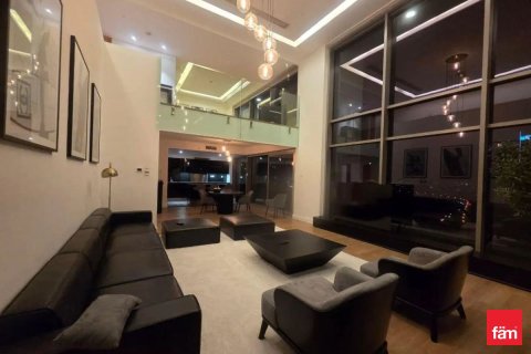 Apartment in Dubai 1 bedroom, 170.8 sq.m. № 114122 - photo 14