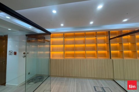 Office in Business Bay, Dubai 198.5 sq.m. № 114123 - photo 8
