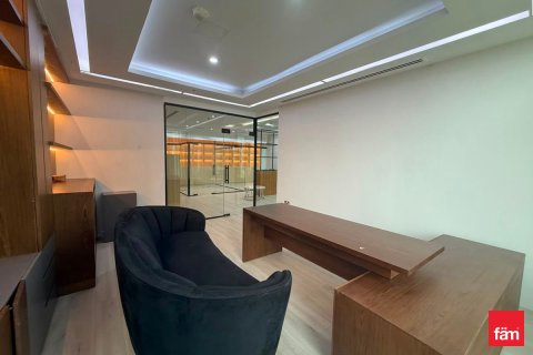 Office in Business Bay, Dubai 198.5 sq.m. № 114123 - photo 3