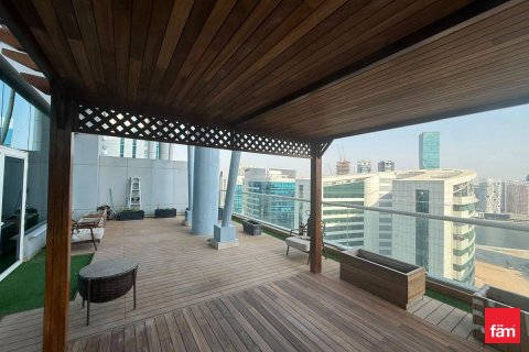 Office in Business Bay, Dubai 198.5 sq.m. № 114123 - photo 12