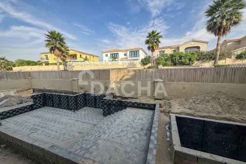 Villa in Jumeirah Golf Estates, Dubai 5 bedrooms, 682 sq.m. № 109785 - photo 3