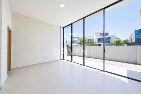 Villa en Dubai Hills Estate, Dubai, 5 dormitorios, 666.21 m², № 134251 - foto 15