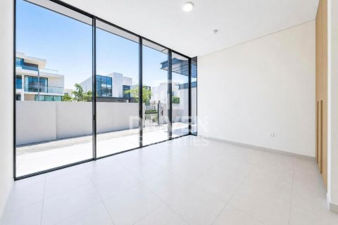 Villa en Dubai Hills Estate, Dubai, 5 dormitorios, 666.21 m², № 134251 - foto 17