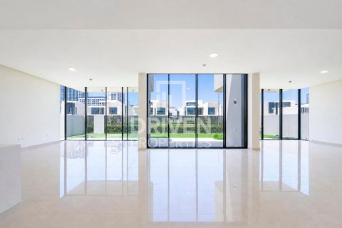 Villa en Dubai Hills Estate, Dubai, 5 dormitorios, 666.21 m², № 134251