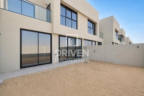 Townhouse in Dubai Land, Dubai 3 bedrooms, 232.63 sq.m. № 134250 - photo 8