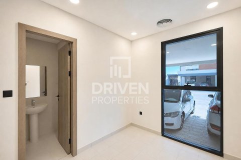 Townhouse in Dubai Land, Dubai 3 bedrooms, 232.63 sq.m. № 134250 - photo 14