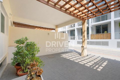 Townhouse in District 10, Jumeirah Village Circle, Dubai 4 bedrooms, 156.26 sq.m. № 134249 - photo 5
