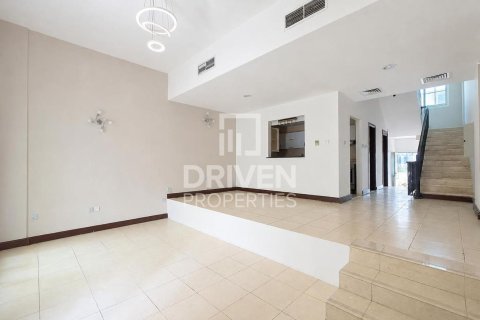 Townhouse in District 10, Jumeirah Village Circle, Dubai 4 bedrooms, 156.26 sq.m. № 134249 - photo 27