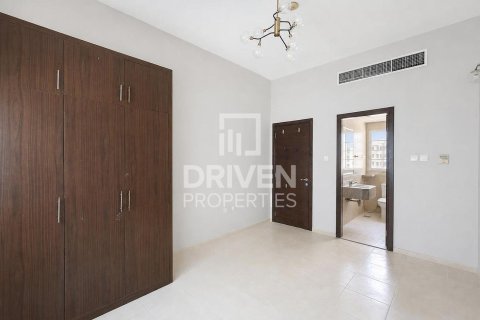Townhouse in District 10, Jumeirah Village Circle, Dubai 4 bedrooms, 156.26 sq.m. № 134249 - photo 10