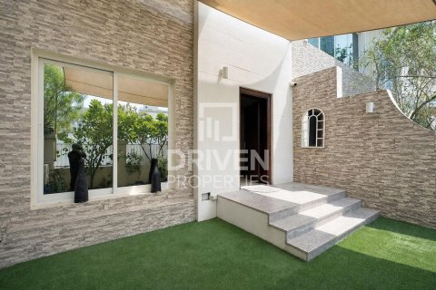 Townhouse in District 10, Jumeirah Village Circle, Dubai 4 bedrooms, 156.26 sq.m. № 134249 - photo 29