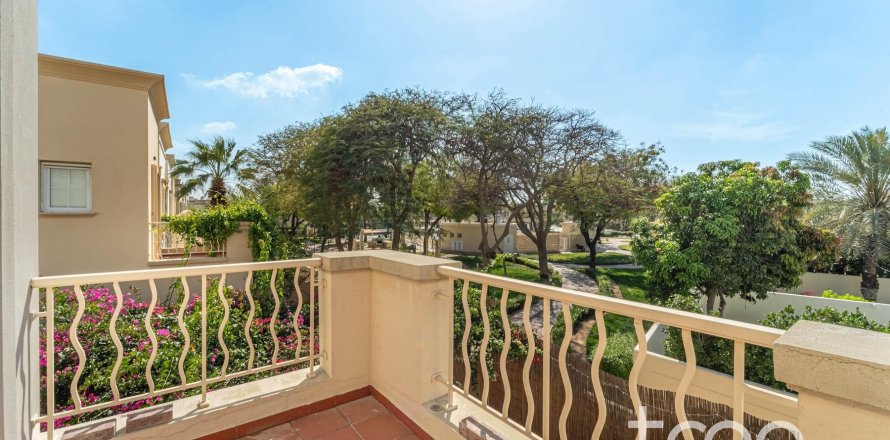 Villa en The Springs, Dubai, 2 dormitorios, 156.63 m², № 139846