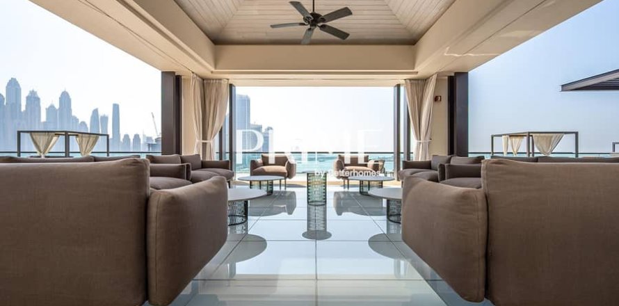 Apartment in Palm Jumeirah, Dubai 2 bedrooms, 400 sq.m. № 21376