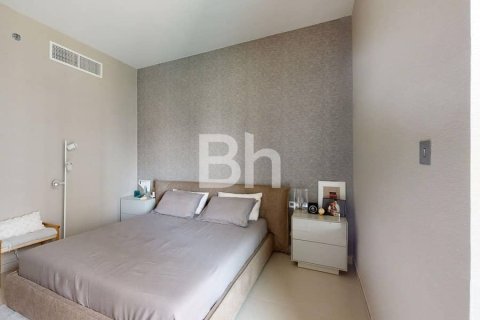 Apartment in Dubai Marina, Dubai 2 bedrooms, 115 sq.m. № 21394 - photo 12