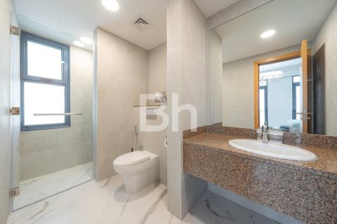 Villa in Palm Jumeirah, Dubai 5 bedrooms, 327 sq.m. № 21395 - photo 12