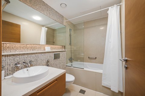 Apartment in Downtown Dubai (Downtown Burj Dubai), Dubai 1 bedroom, 69.15 sq.m. № 136503 - photo 12