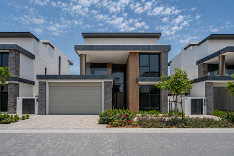Villa in Tilal Al Ghaf, Dubai 5 bedrooms, 560.02 sq.m. № 136499