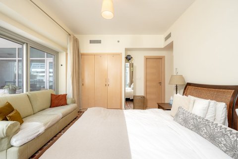 Apartamento en Blakely Tower, Dubai Marina, Dubai, 2 dormitorios, 161.19 m², № 136509 - foto 11