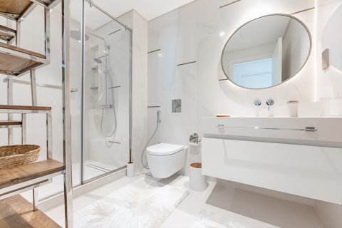 Apartment in EMAAR Beachfront, Dubai Harbour, Dubai 1 bedroom, 69 sq.m. № 136502 - photo 5