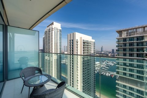 Apartment in EMAAR Beachfront, Dubai Harbour, Dubai 1 bedroom, 69 sq.m. № 136502 - photo 2