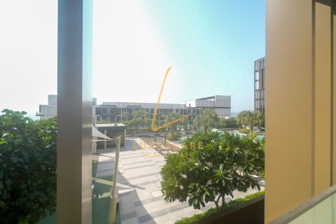 Apartment in Dubai 2 bedrooms, 117 sq.m. № 141565 - photo 12