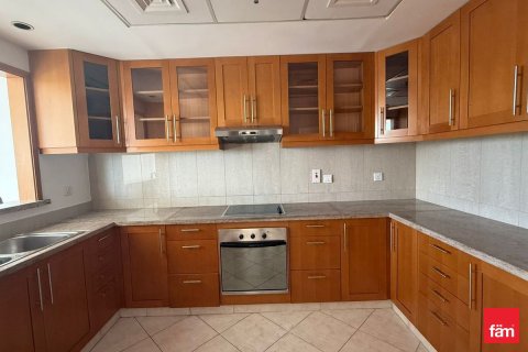 Apartamento en The Views, Dubai, 2 dormitorios, 137.3 m², № 84273 - foto 8