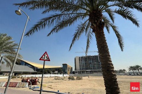 Tienda en Al Furjan, Dubai, 37.8 m², № 91757 - foto 8