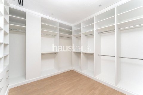 Купить дуплекс в Аль-Барари, Дубай: 2 спальни, 372м², № 44146 - фото 7