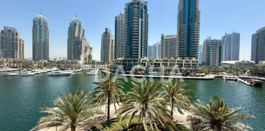 Apartamento en Marina Tower, Dubai Marina, Dubai, 2 dormitorios, 297 m², № 105403