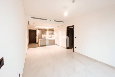Apartment in Dubai 3 bedrooms, 137 sq.m. № 56320 - photo 1