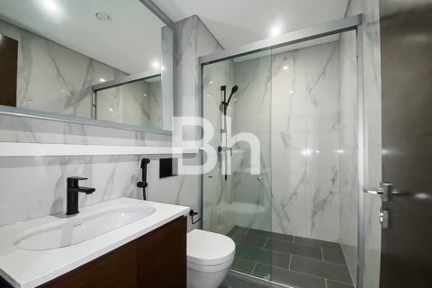 Apartment in Dubai 3 bedrooms, 137 sq.m. № 56320 - photo 2