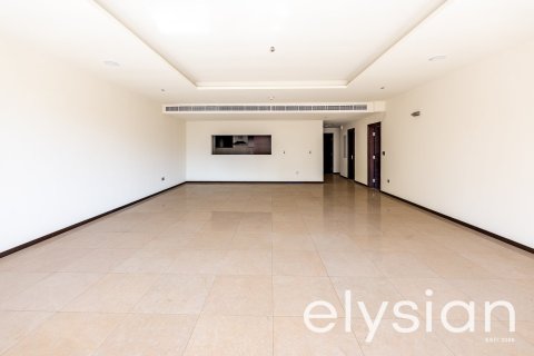 Apartamento en Tiara Residences, Palm Jumeirah, Dubai, 1 dormitorio, 177 m², № 37957 - foto 3