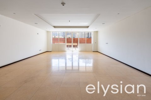 Apartamento en Tiara Residences, Palm Jumeirah, Dubai, 1 dormitorio, 177 m², № 37957 - foto 1