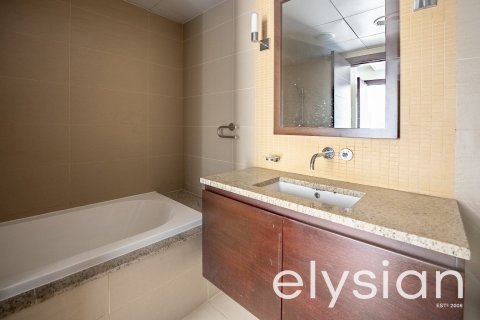 Apartamento en Tiara Residences, Palm Jumeirah, Dubai, 1 dormitorio, 177 m², № 37957 - foto 10